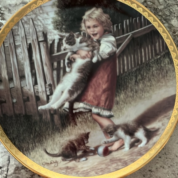 The Bradford Exchange Collector plates - Picture 9 of 9